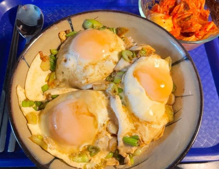 Rise and Shine with a Spicy Kimchi Breakfast Bowl